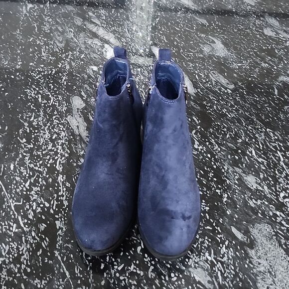 BRAND NEW SHOE LAND ELAINE ANKLE CHUNKY LOW HEELED ZIPPER BOOTS - Picture 2 of 14